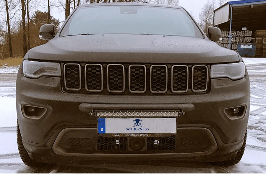 JEEP GRAND CHEROKEE (2014>) WILDERNESS LIGHTING BUMPER MOUNT & LED LIGHT BAR